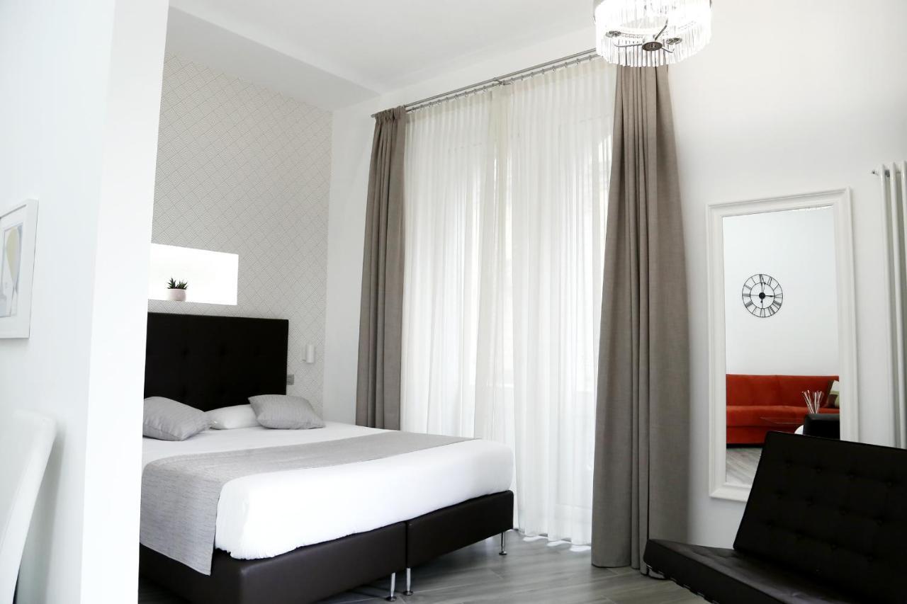 Duomo Platinum Apartments Naples Luaran gambar