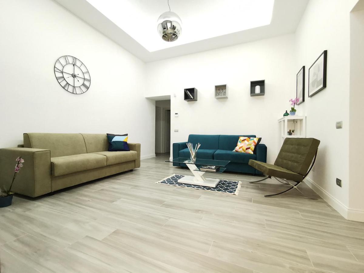 Duomo Platinum Apartments Naples Bilik gambar