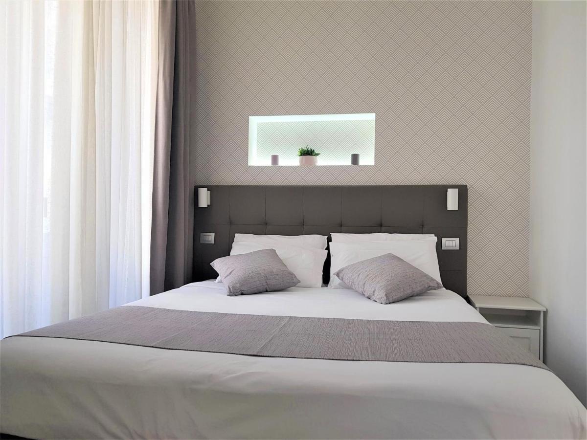 Duomo Platinum Apartments Naples Luaran gambar