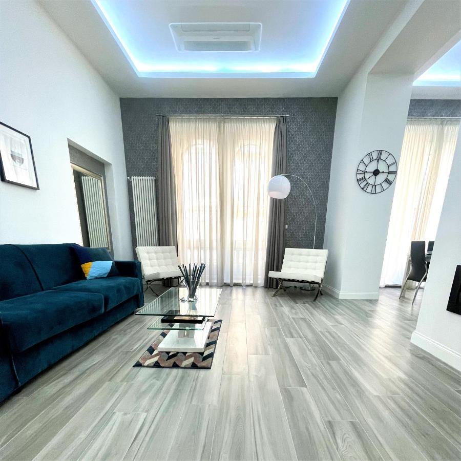 Duomo Platinum Apartments Naples Luaran gambar