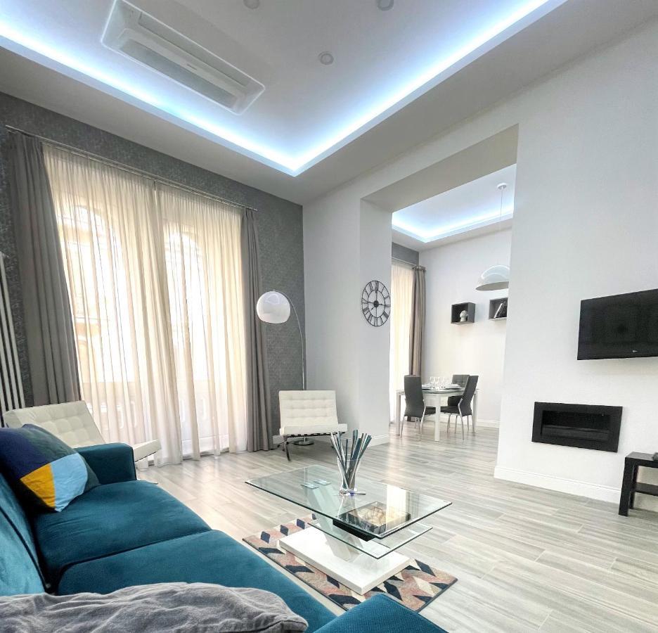 Duomo Platinum Apartments Naples Luaran gambar
