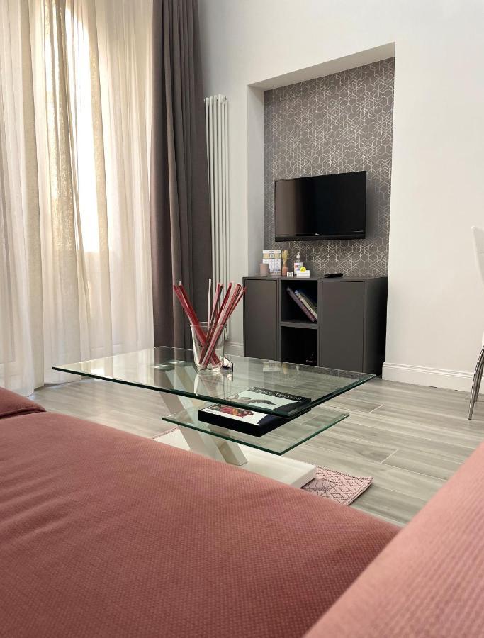 Duomo Platinum Apartments Naples Bilik gambar