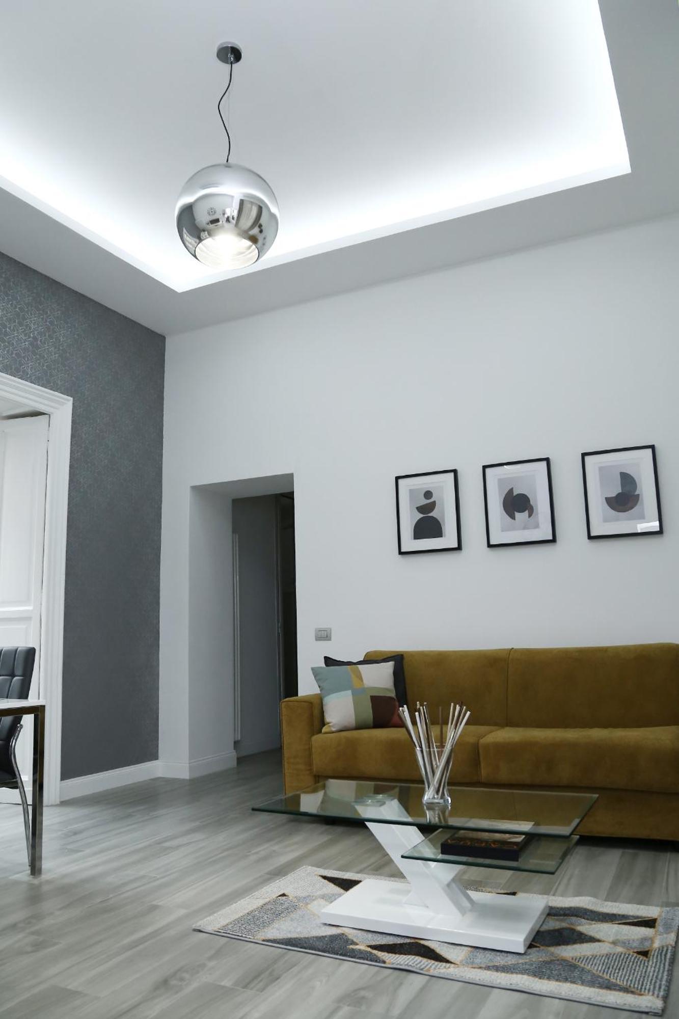 Duomo Platinum Apartments Naples Bilik gambar